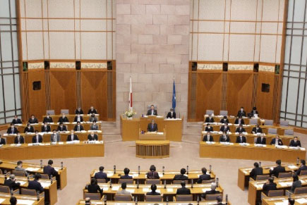 石川県議会