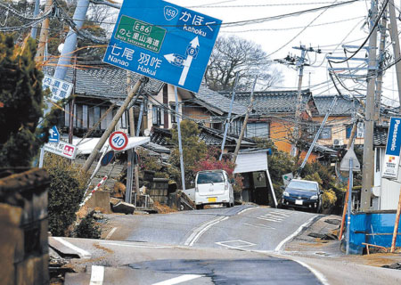 内灘町の液状化被災状況